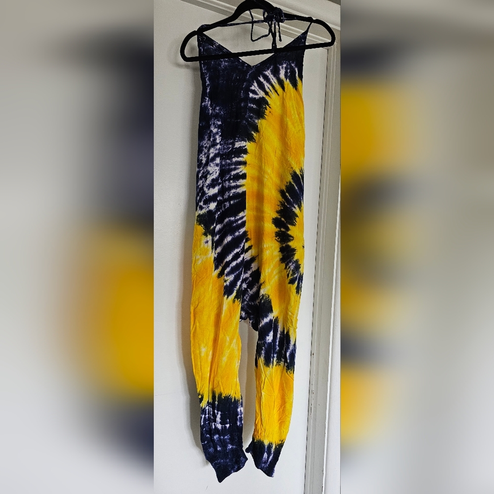 V-Neck Sleeveless Low Back Navy/Yellow Harem Jumpsuit | One Size